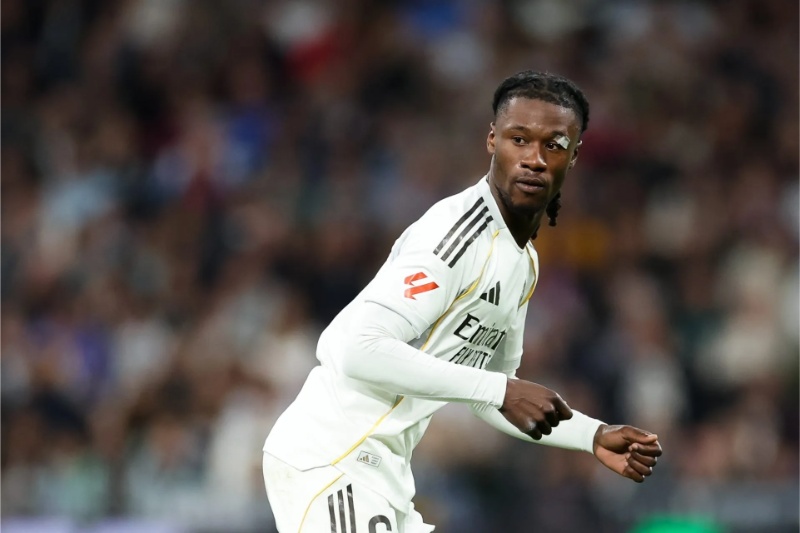 Barcelona kích hoạt thương vụ mua Eduardo Camavinga 3 Camavinga vẫn mong muốn được gắn bó với Real Madrid