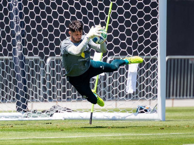 ĐT Australia đánh bại Thổ Nhĩ Kỳ ngày ra quân World Cup 2 Thủ môn Patrick Beach chơi cực kỳ xuất sắc